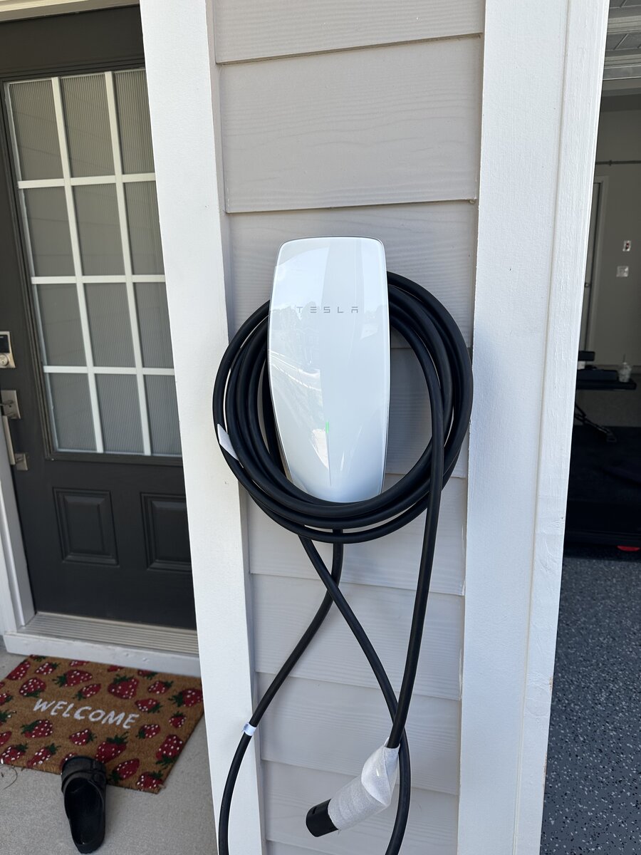 Completed Tesla charger project with 60-amp circuit